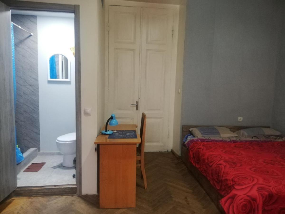 Eka'S Apartment On Marjanishvili Tbilissi Extérieur photo